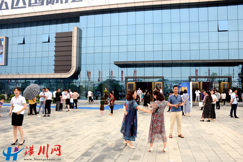 DSC_0923.JPG DSC_0923.JPG