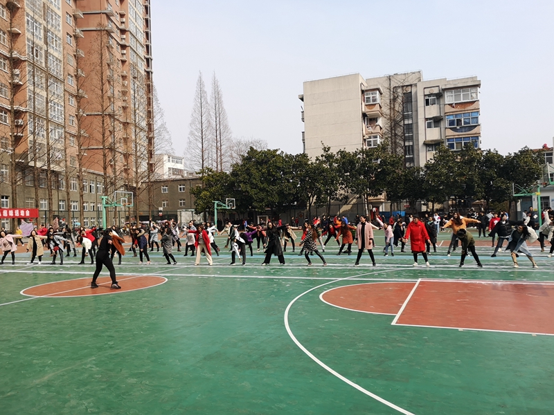 热身运动.jpg 热身运动.jpg