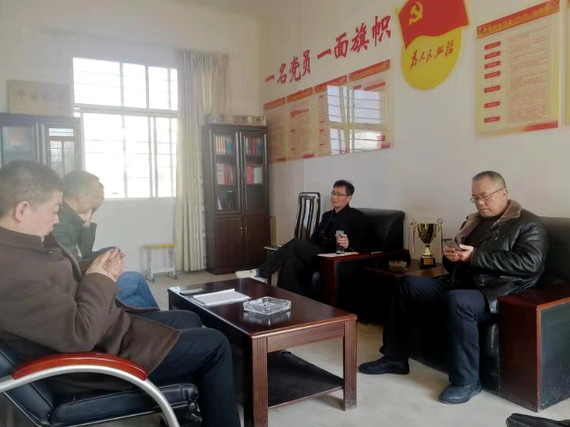 白店乡中学党员学习活动.jpg 白店乡中学党员学习活动.jpg