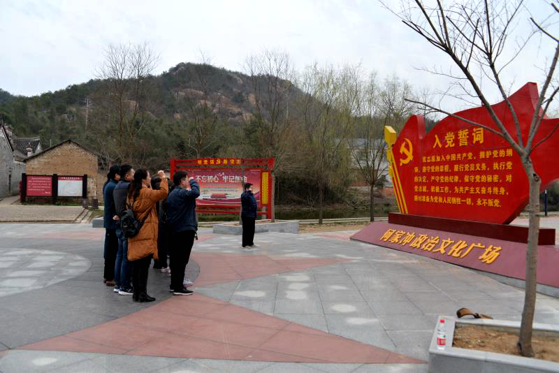 图片2.jpg 图片2.jpg