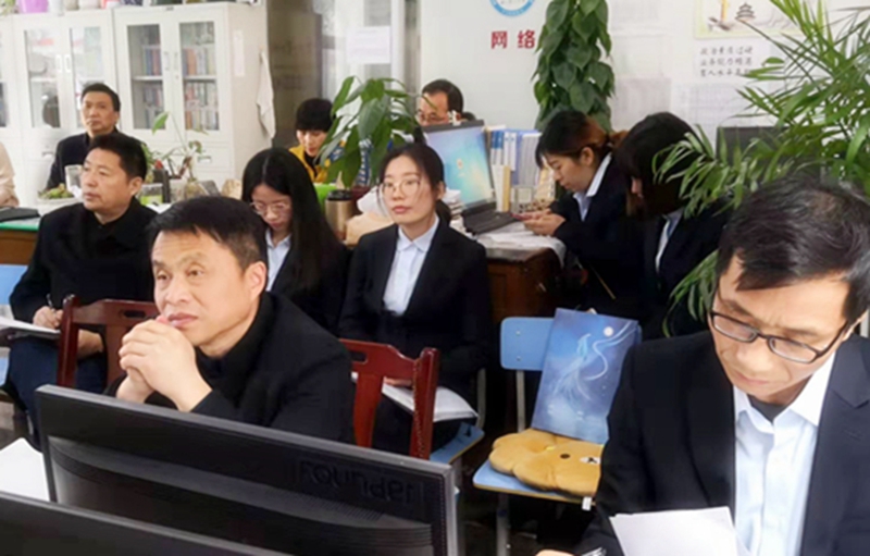 潢川二中和行知中学手拉手教研活动-3.jpg 潢川二中和行知中学手拉手教研活动-3.jpg