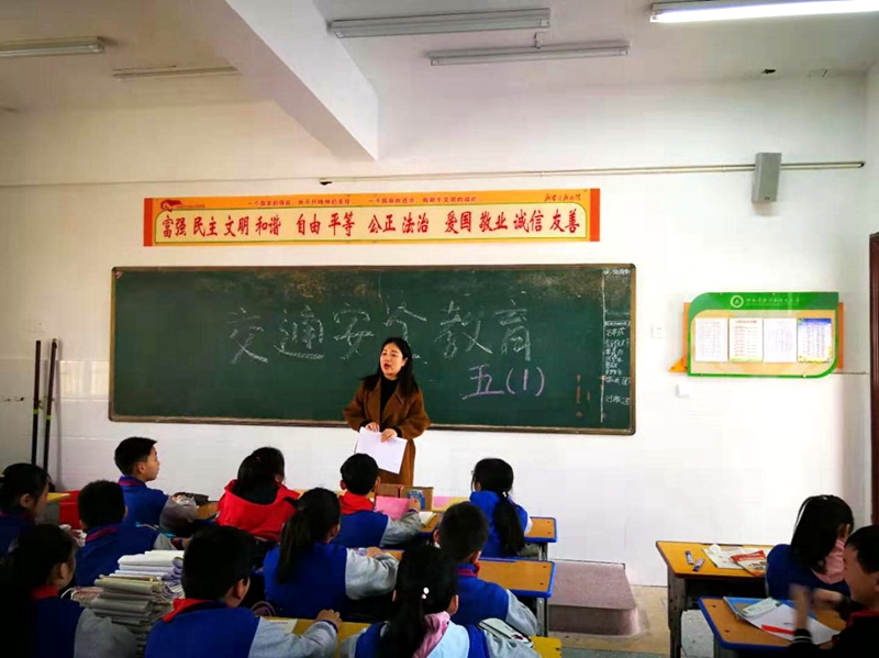 图片4.jpg 图片4.jpg
