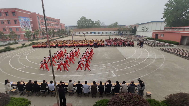 图片3.jpg 图片3.jpg
