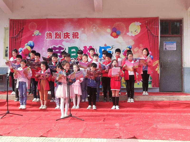 四年级朗诵《祖国，我爱你》.jpg