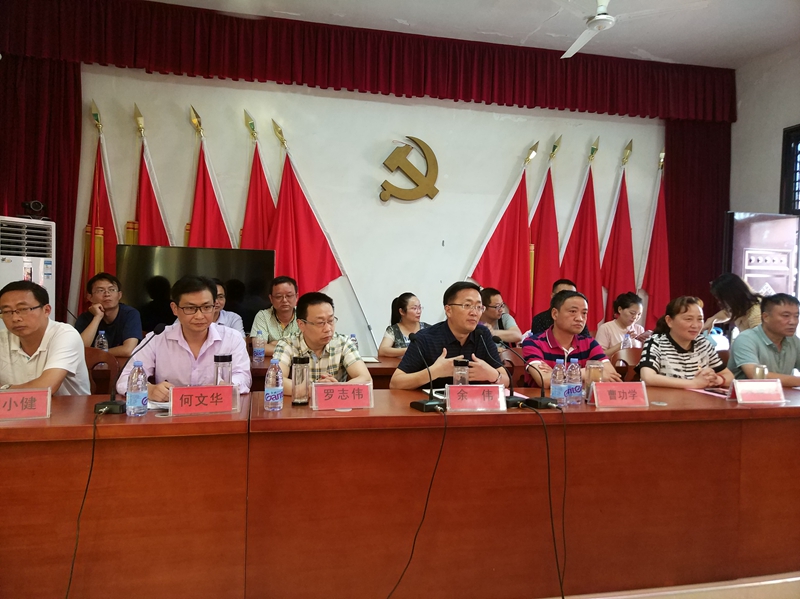 白店乡召开六年级家长座谈会暨中学招生宣传会2.jpg 白店乡召开六年级家长座谈会暨中学招生宣传会2.jpg