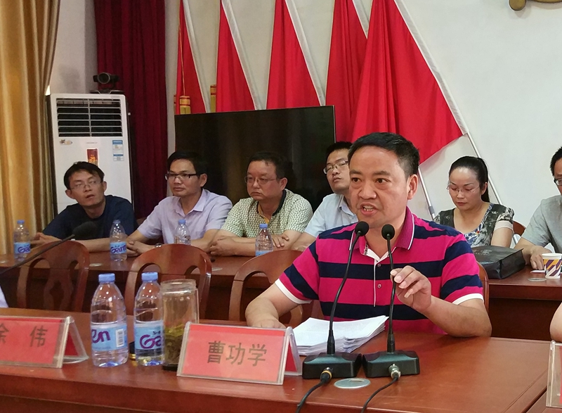曹功学乡长讲话.jpg 曹功学乡长讲话.jpg