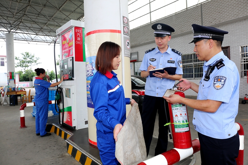 图片说明 ｜ 潢川公安：严查消防除隐患！6V0A7881.JPG