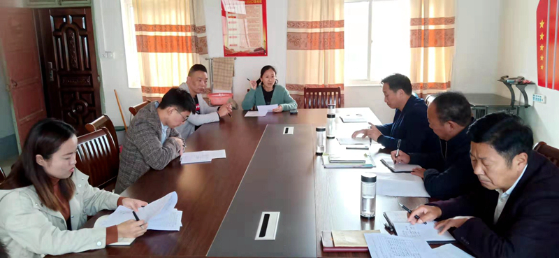 6九年级(三)班开会现场.jpg 6九年级(三)班开会现场.jpg