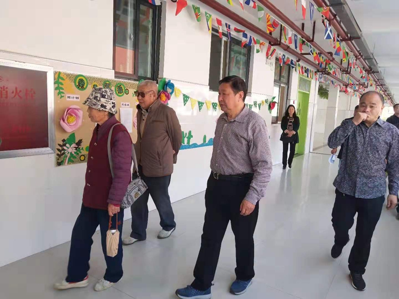 图片4.jpg 图片4.jpg