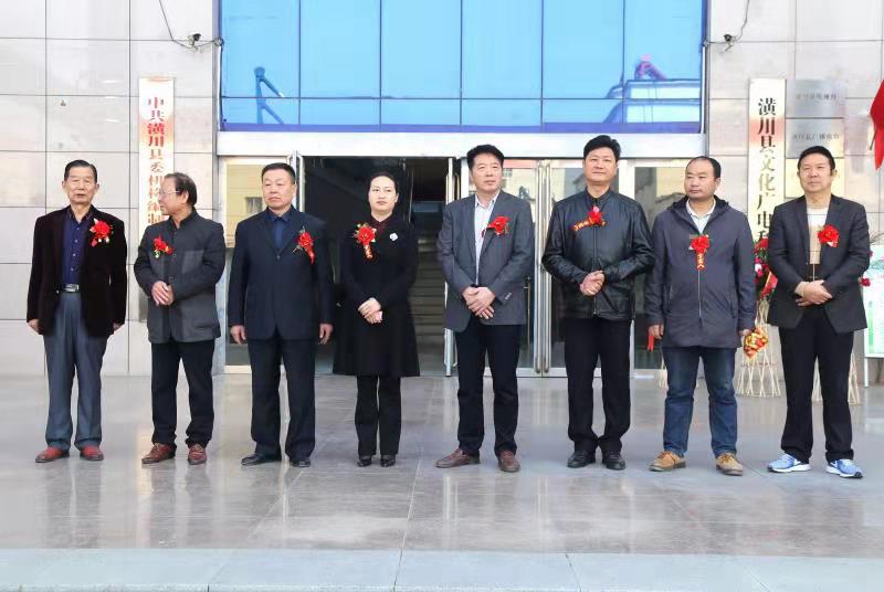 微信图片_2019102011065324.jpg 微信图片_2019102011065324.jpg