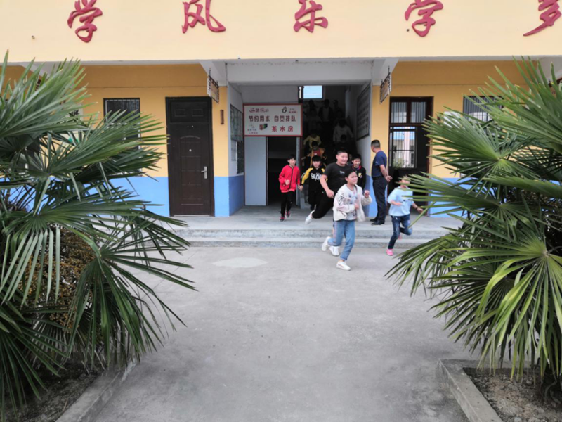 图片 4.png 图片 4.png