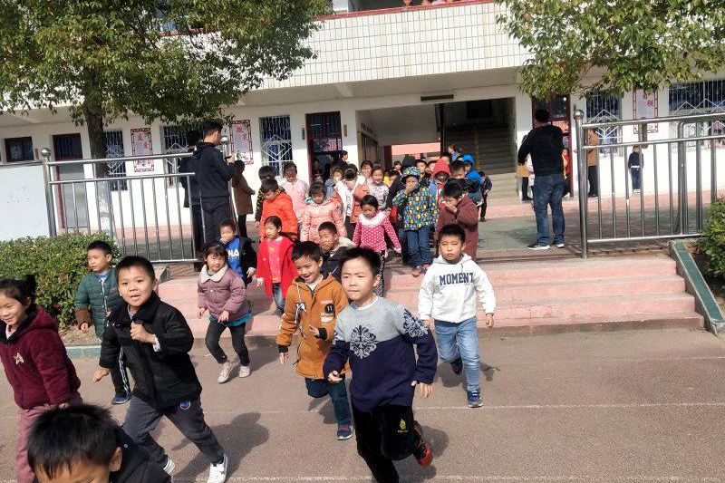 图片3.jpg 图片3.jpg