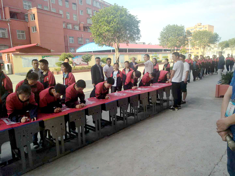 f2dfbdc4ca6d6db2c9b7192e86707a6.jpg f2dfbdc4ca6d6db2c9b7192e86707a6.jpg