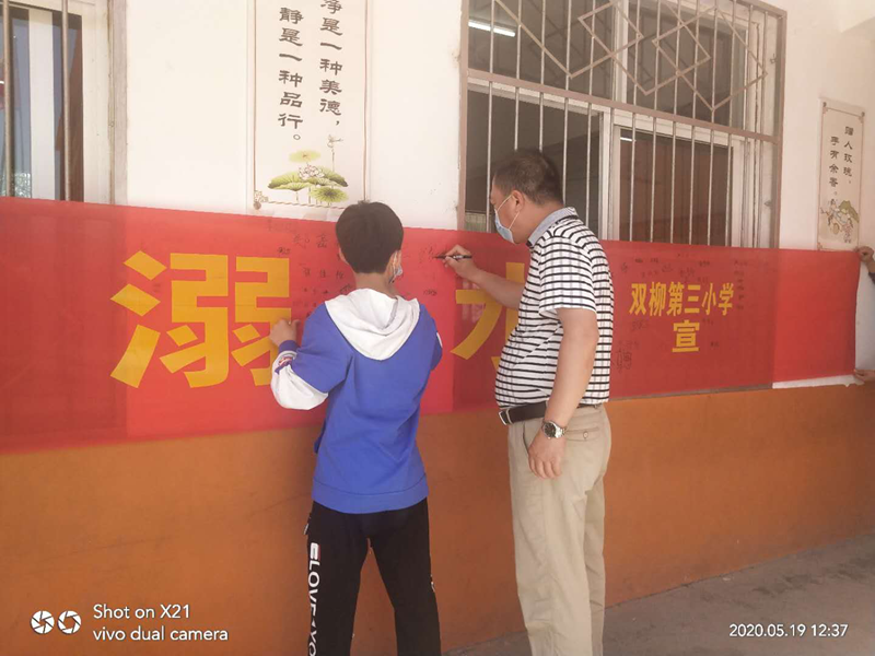 图片 1.png 图片 1.png