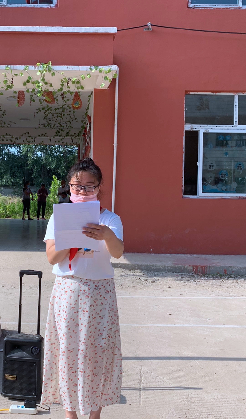 黄湖小召展开“珍爱生命，预防溺水”国旗下的讲话活动6.jpg