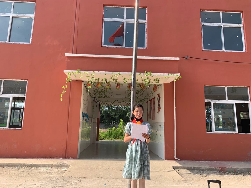 黄湖小召展开“珍爱生命，预防溺水”国旗下的讲话活动9.jpg