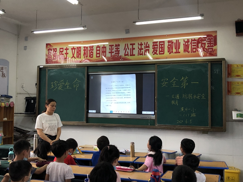 4bcc00a68151f105b5d48093e6394f5.jpg 4bcc00a68151f105b5d48093e6394f5.jpg