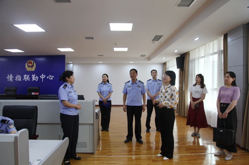 图片3.jpg 图片3.jpg