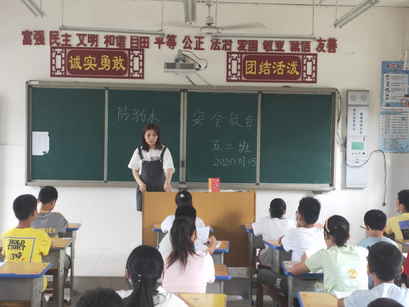 图片7.jpg 图片7.jpg