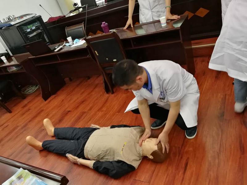 图片2.jpg 图片2.jpg