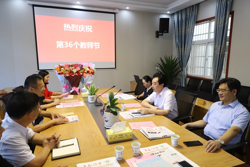 图片2.jpg 图片2.jpg