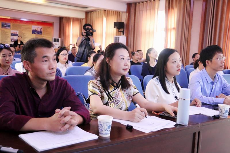 评委.jpg 评委.jpg