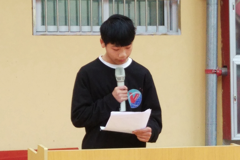“书香校园”朗读大赛参赛选手3.jpg “书香校园”朗读大赛参赛选手3.jpg