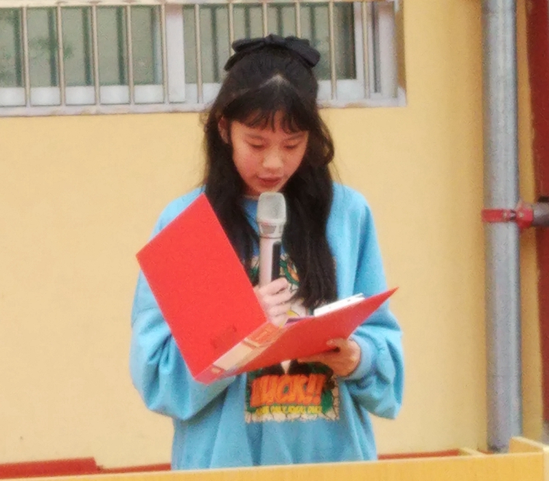 “书香校园”朗读大赛参赛选手4.jpg “书香校园”朗读大赛参赛选手4.jpg