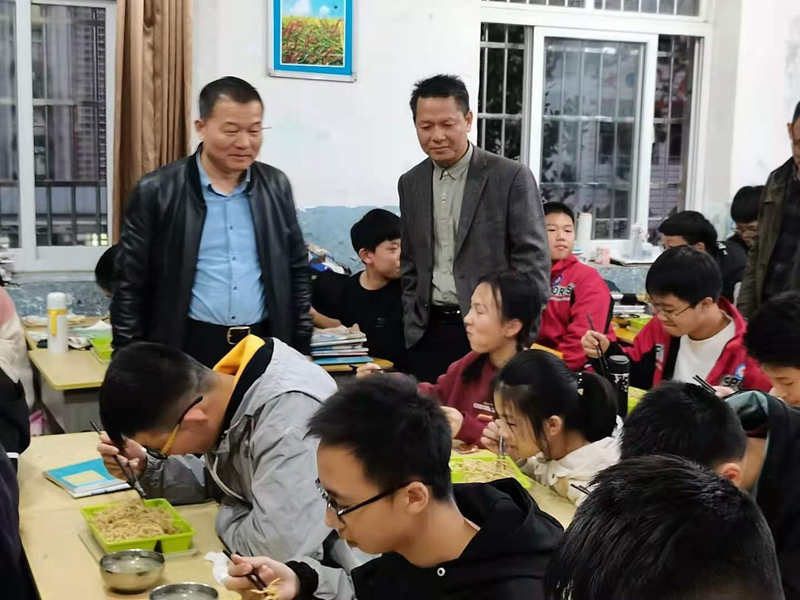 图片5.jpg 图片5.jpg