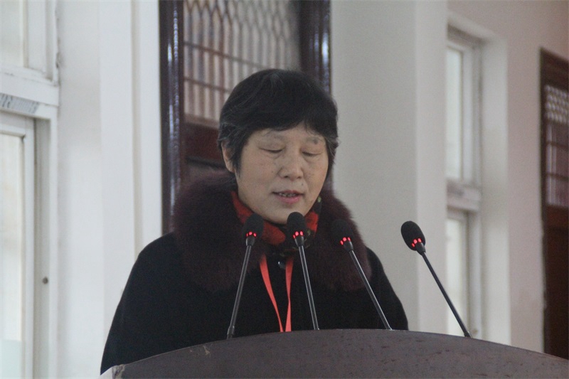 郑霞同志致开幕词.JPG