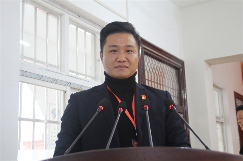 阮征同志作集团财务工作报告.jpg 阮征同志作集团财务工作报告.jpg