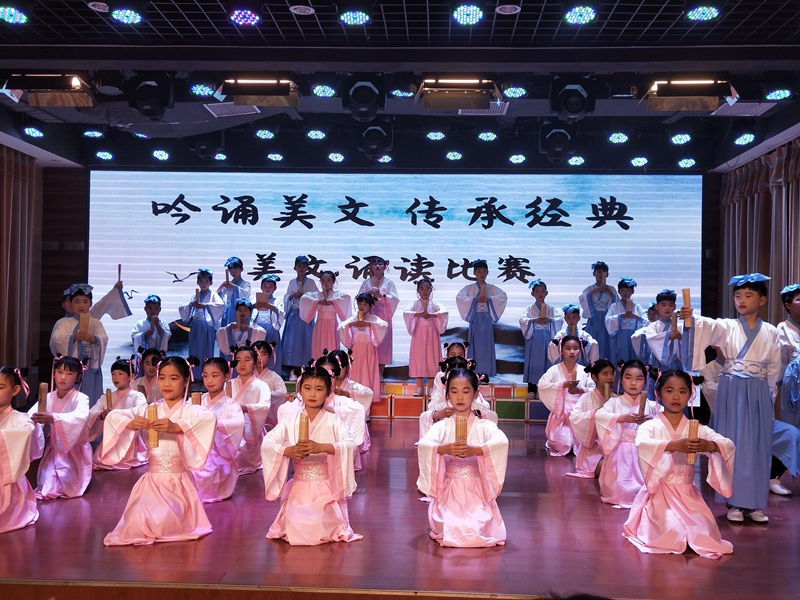 比赛现场2 (2).jpg 比赛现场2 (2).jpg