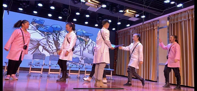 潢川一小参加县第二届小学生“快乐英语秀”展演喜获佳绩3.jpg 潢川一小参加县第二届小学生“快乐英语秀”展演喜获佳绩3.jpg