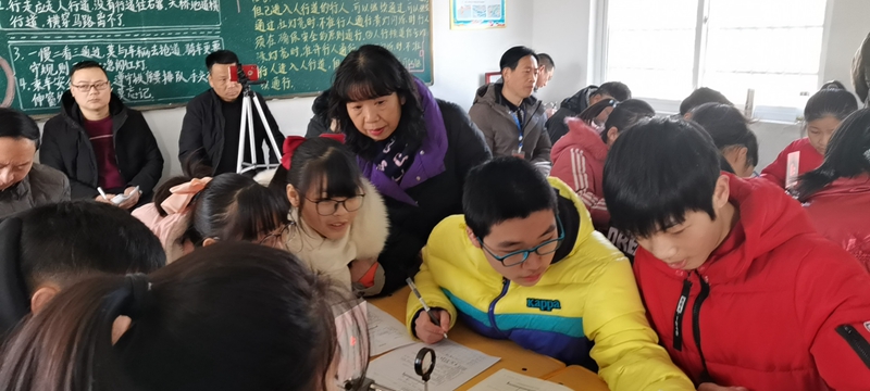 图片3.jpg 图片3.jpg