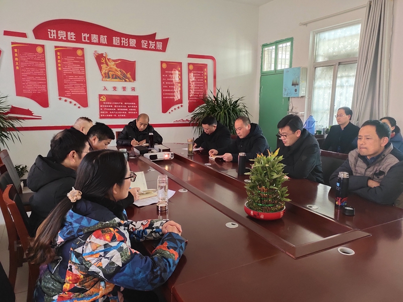 潢川县仁和镇中学召开学习贯彻十九届五中全会精神专题会5.jpg 潢川县仁和镇中学召开学习贯彻十九届五中全会精神专题会5.jpg