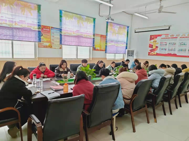 数学教研.jpg 数学教研.jpg