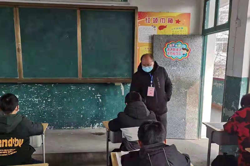 入班查看学生答卷情况1.jpg 入班查看学生答卷情况1.jpg