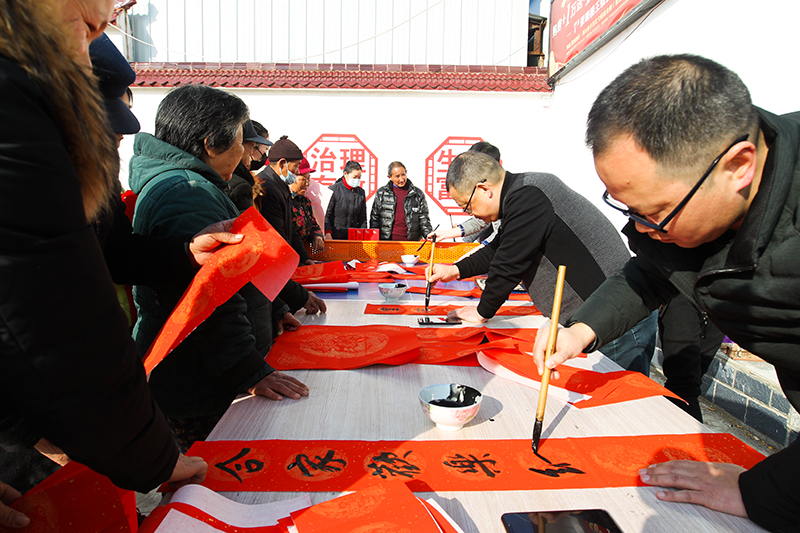 潢川县土根爱心协会到桃林铺镇走访慰问 潢川县土根爱心协会到桃林铺镇走访慰问