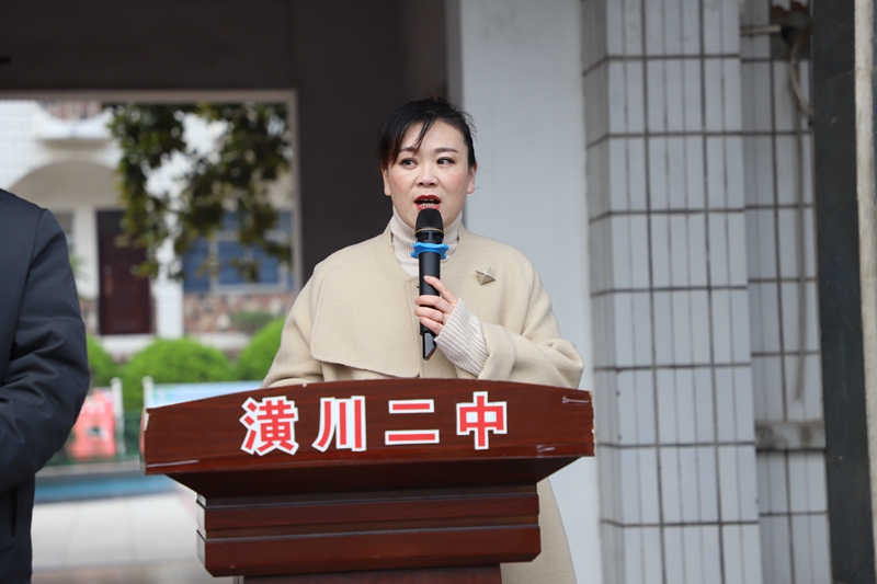 图片32.jpg 图片32.jpg