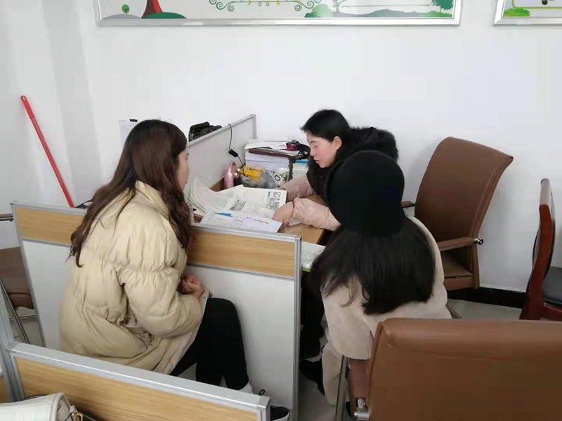 依标扣本 提质增效--潢川一小开展校本研修活动2.jpg 依标扣本 提质增效--潢川一小开展校本研修活动2.jpg