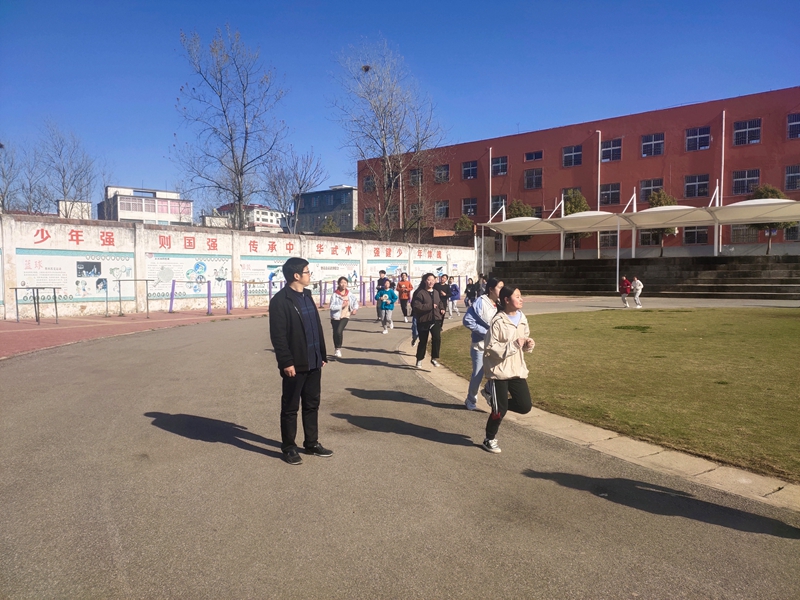 仁和中学积极备战2021初中毕业升学体育考试6.jpg 仁和中学积极备战2021初中毕业升学体育考试6.jpg