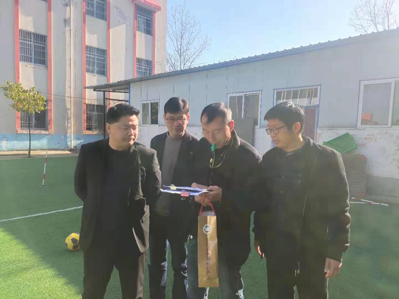 仁和中学积极备战2021初中毕业升学体育考试9.jpg 仁和中学积极备战2021初中毕业升学体育考试9.jpg