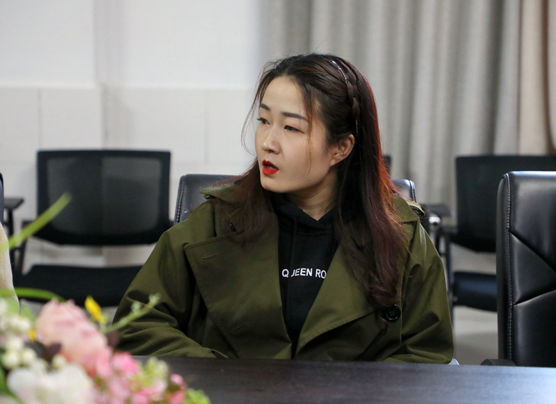 教师发言2.jpg 教师发言2.jpg