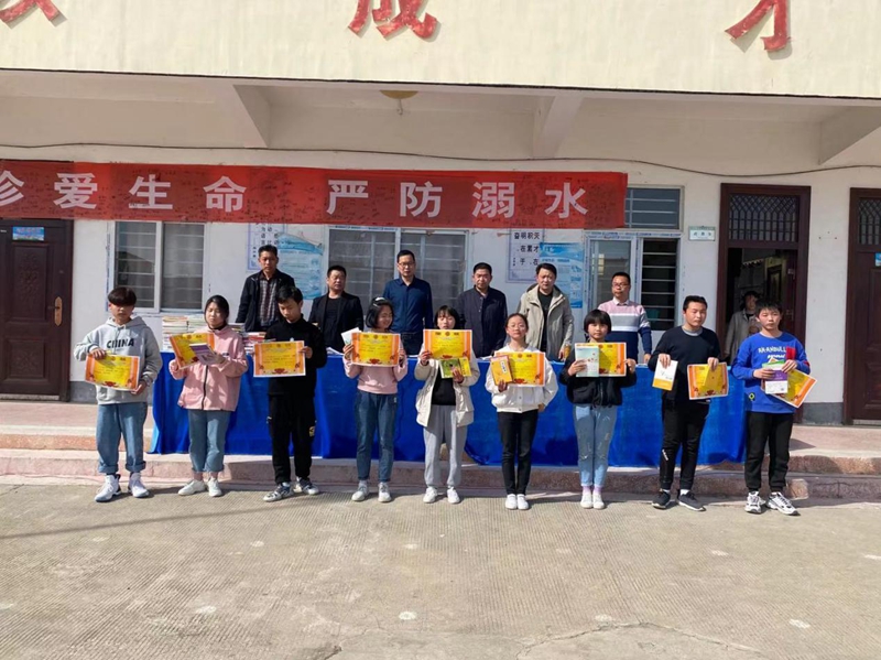 图片4.jpg 图片4.jpg