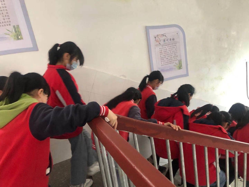 124caa796649b1fcfc1fee4128cc079.jpg 124caa796649b1fcfc1fee4128cc079.jpg