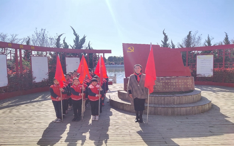 图片2.jpg 图片2.jpg