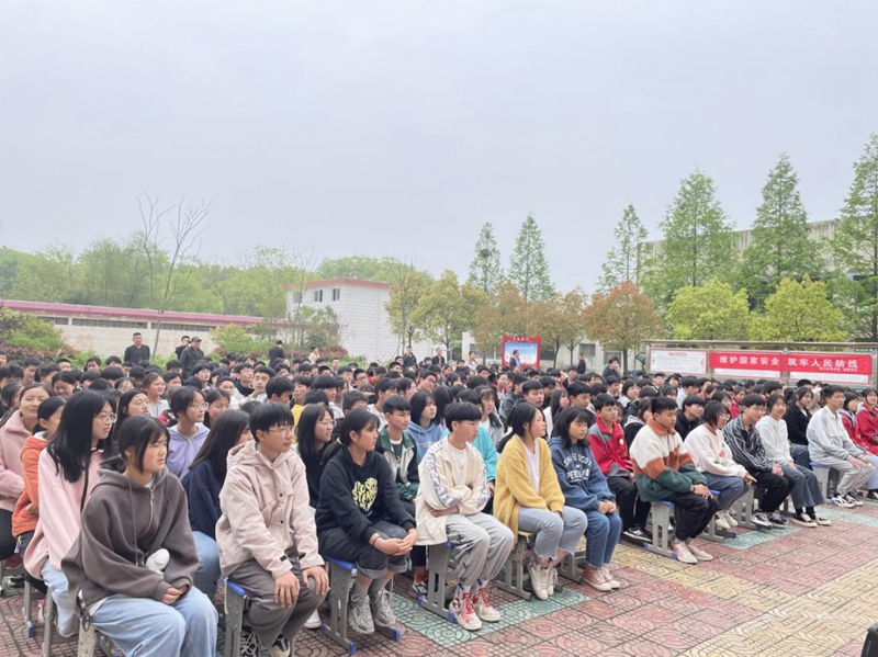 图片4.jpg 图片4.jpg