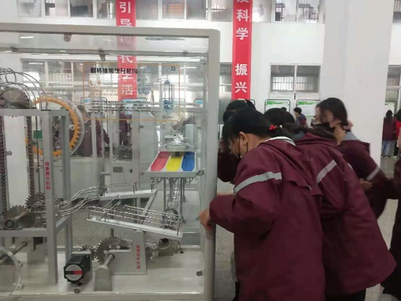 图片4.jpg 图片4.jpg