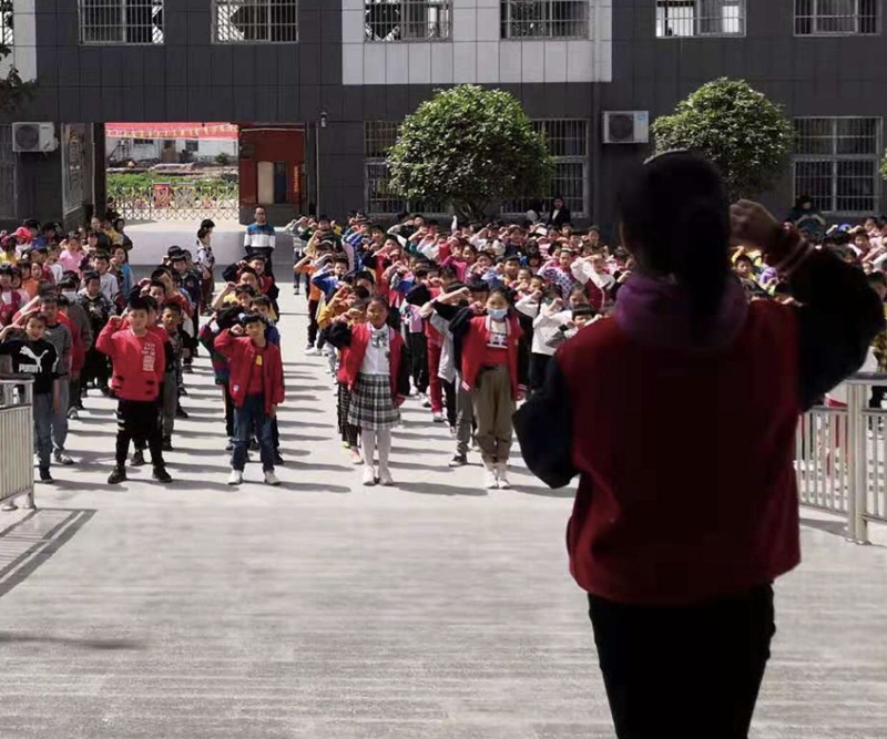 0502_4.jpg 0502_4.jpg