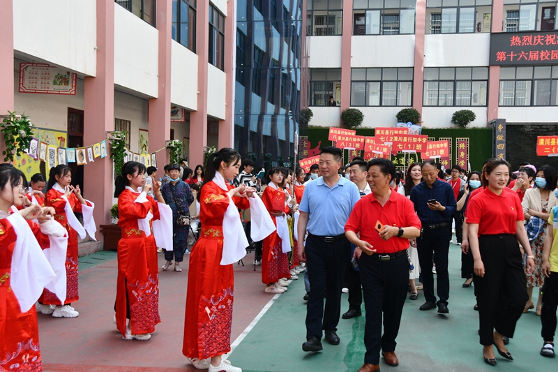 206.jpg 206.jpg
